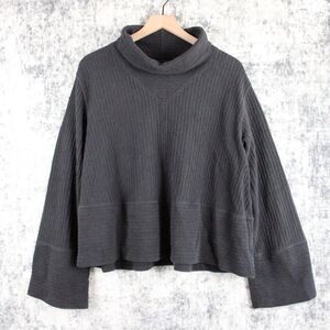 Lululemon Retreat Yourself Womens M/L Pullover Gay Funnel Neck Textured Sweater